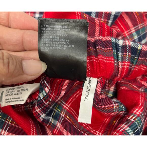 H&M Red Plaid Mini Skirt Elastic in back with Ruffles PreOwned Flirty Schoolcore - Picture 6 of 8